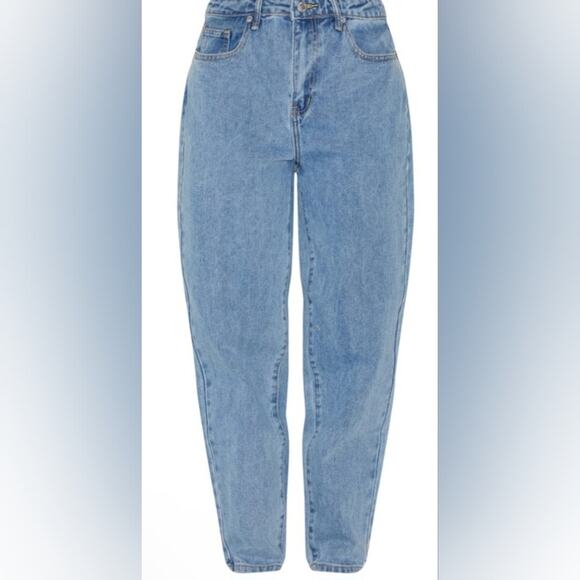 NWT PRETTYLITTLETHING MID BLUE WASH HIGH WAIST MOM JEANS Size 6 - Picture 2 of 3